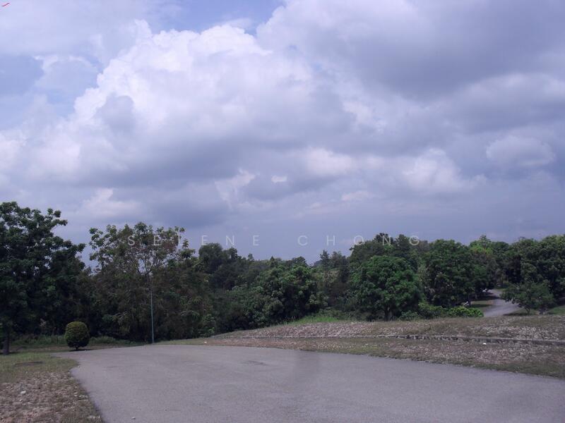 For Sale - Bungalow Land at College Heights Garden Resort