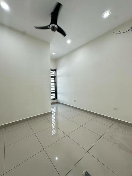 For Sale - Seri Austin - Terrace Homes