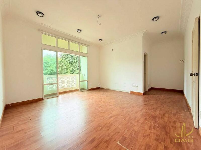 For Sale - 3-storey Terraced House at Setia Utama