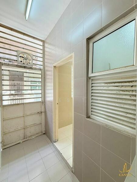 For Sale - 3-storey Terraced House at Setia Utama