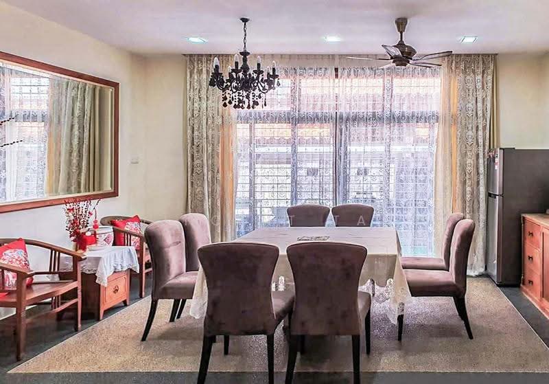 Bungalow House for Sale in Usj 16 (Subang Jaya) - Vincent Tan - Dining Room - PropertyGuru.com.my