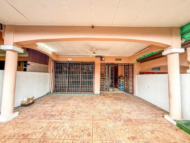 For Sale - Taman Tropika (Sungai Tangkas,Kajang)