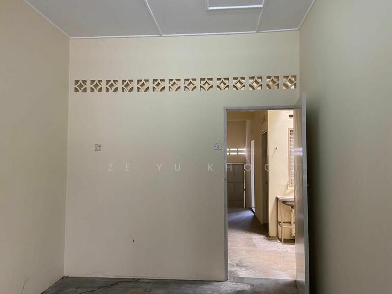 For Sale - 1-storey Terraced House at Taman Suntex