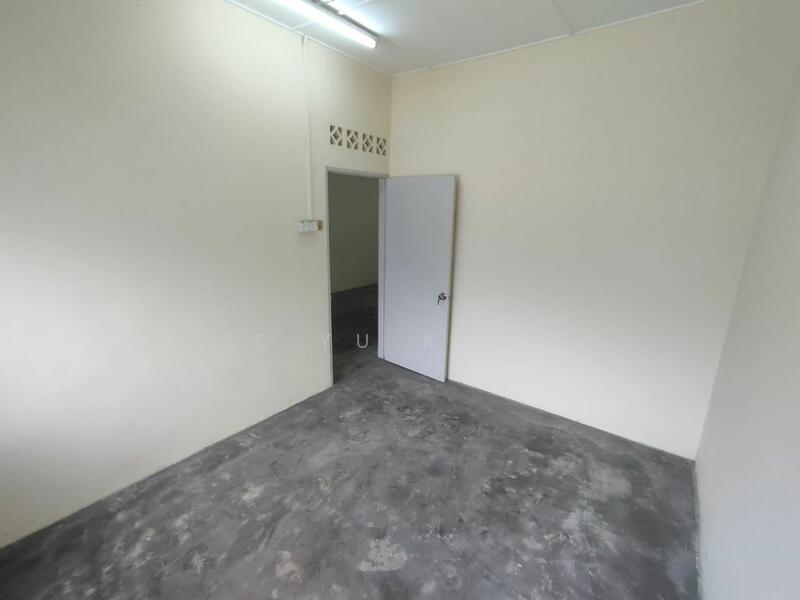 For Sale - 1-storey Terraced House at Taman Suntex