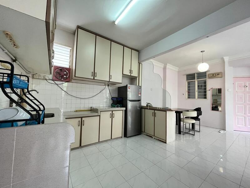 For Rent - Tanjung Court