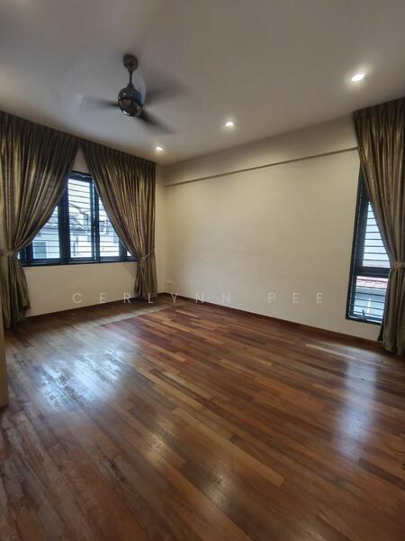 Untuk Disewa - Commercial bungalow at Taman Sri Tebrau