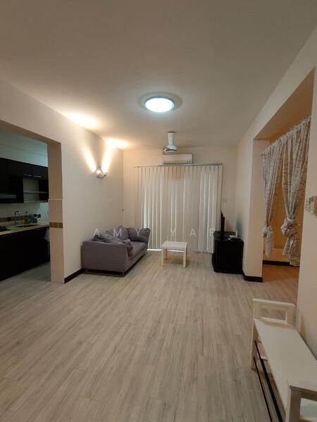 For Rent - Nadia Parkfront