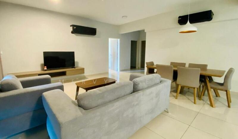 For Sale - M Tree Hill