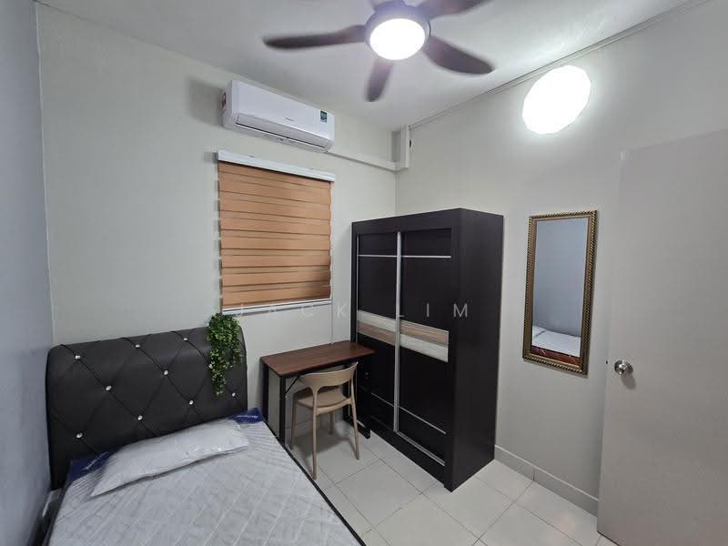 Apartment for Rent at Residensi Riamas - Jack Lim - Bedroom - PropertyGuru.com.my