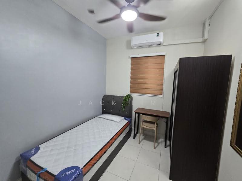 Apartment for Rent at Residensi Riamas - Jack Lim - Bedroom - PropertyGuru.com.my
