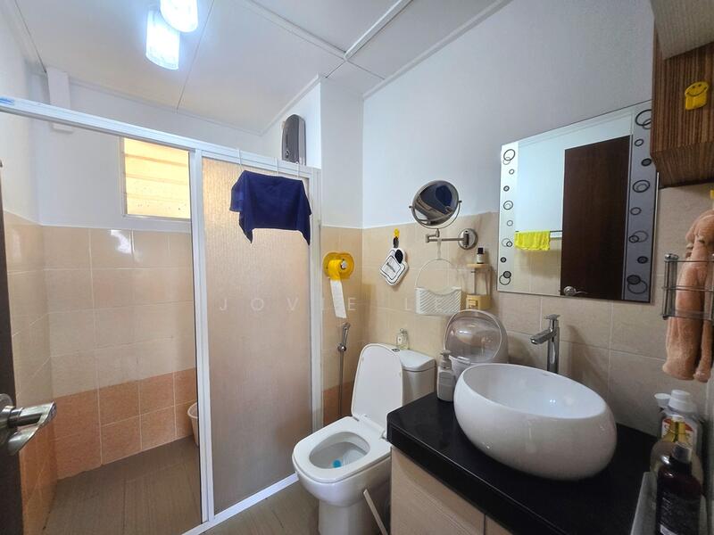 Untuk Dijual - Koi Tropika