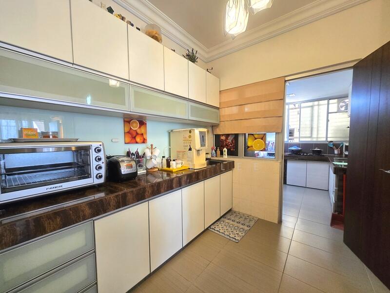 Untuk Dijual - Koi Tropika