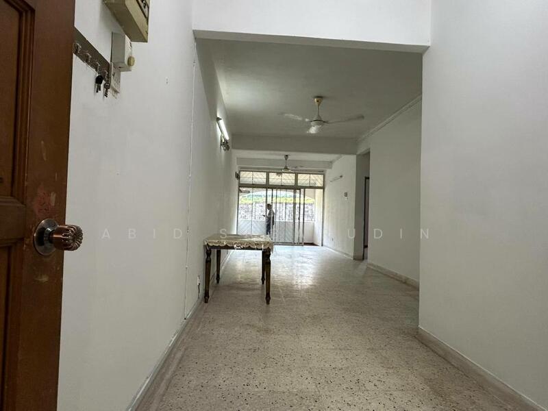 For Sale - Putri Apartment