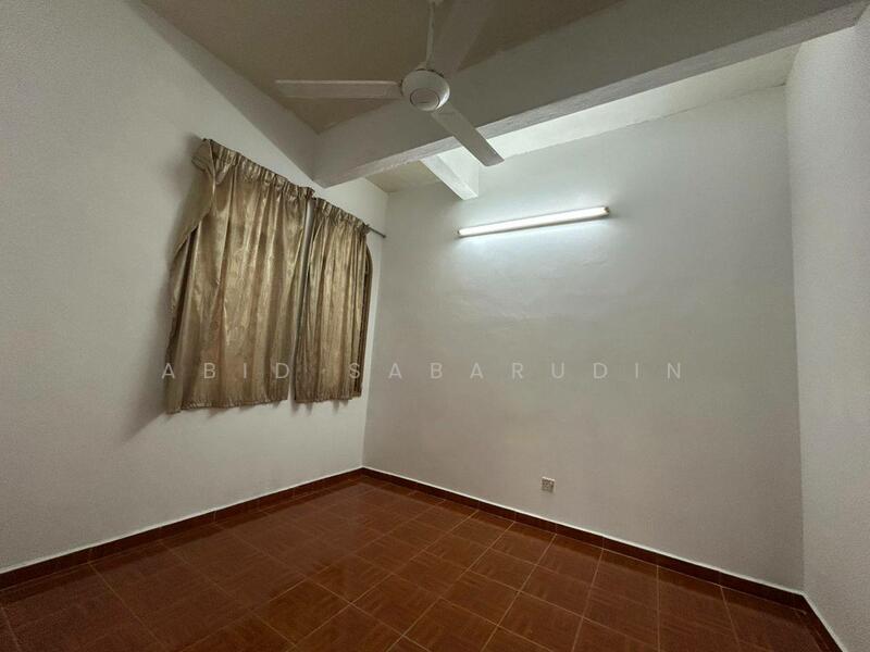 For Sale - Putri Apartment