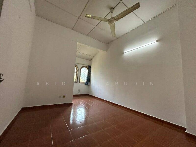 For Sale - Putri Apartment