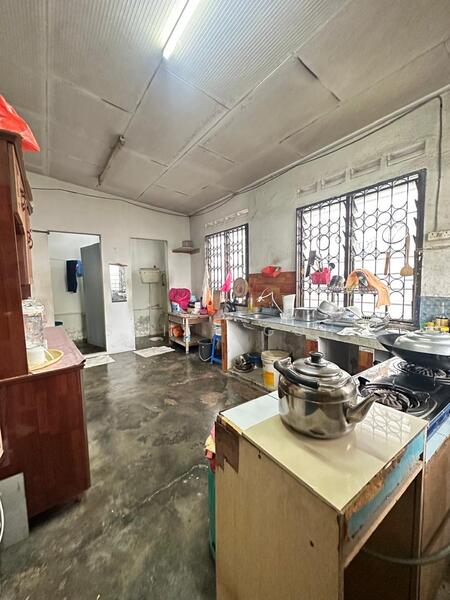 For Sale - Taman Sri Pulai @ Jalan Pakis Near Utm 1 Storey Low Cost Corner 100% Loan~