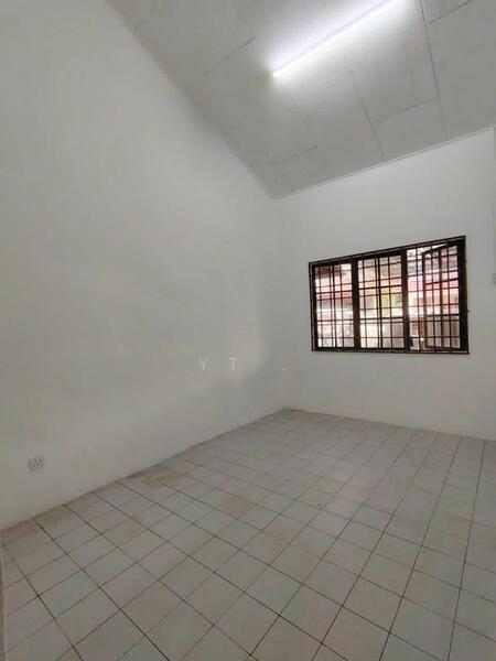 Untuk Dijual - Taman Desa Cemerlang