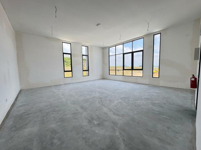 For Sale - Puncak Alam New Warehouse