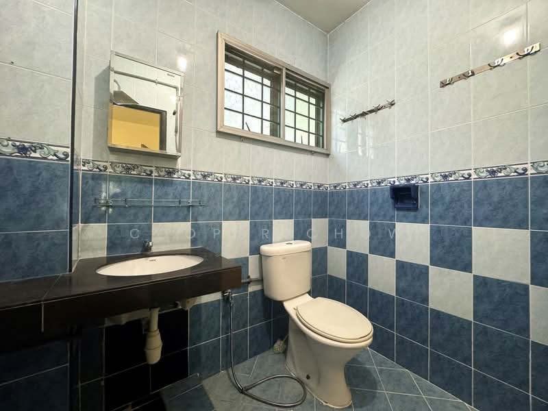 Rumah Teres 2 Tingkat untuk Dijual di SS25 (Petaling Jaya) - Cooper Chow - Bathroom - PropertyGuru.com.my