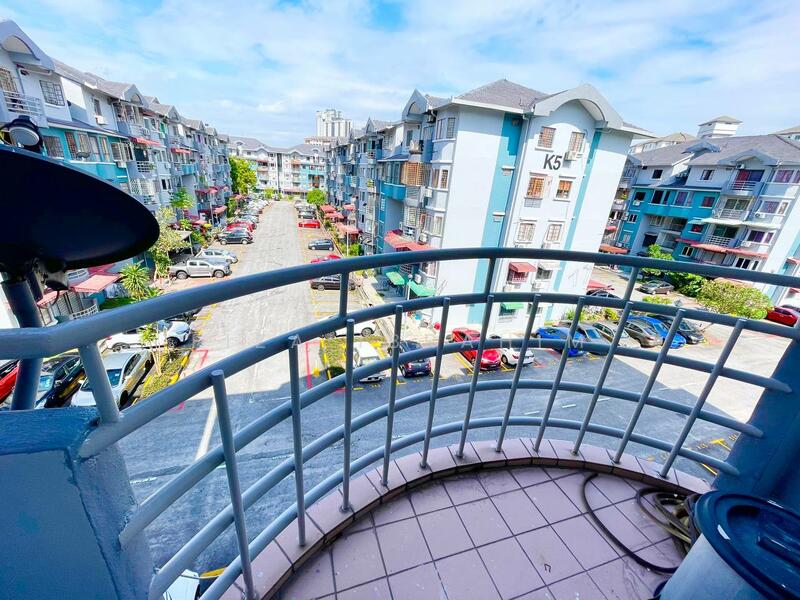 For Sale - Kenari Court