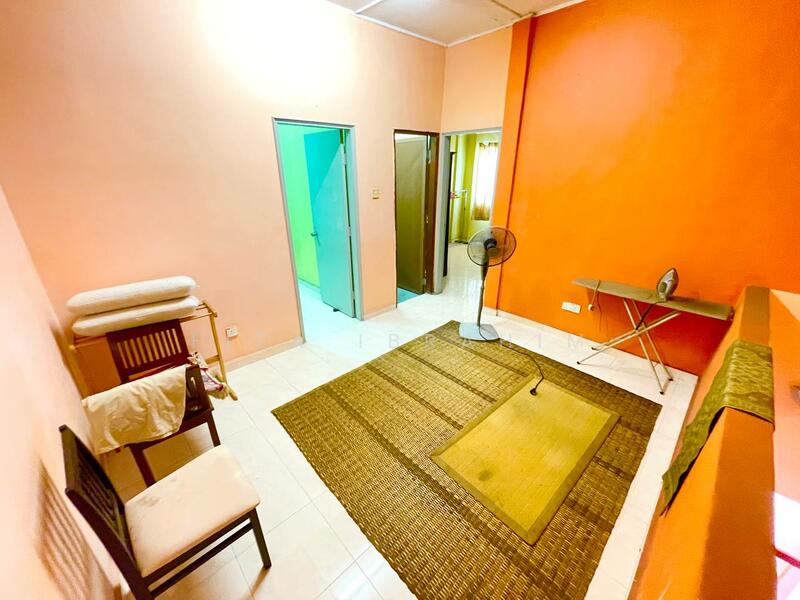 For Sale - Kenari Court