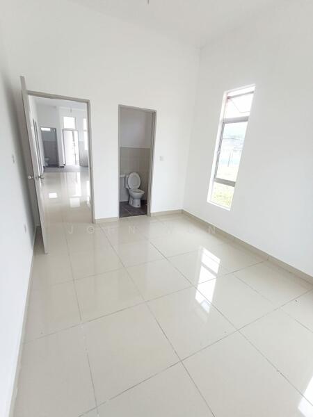 1-storey Terraced House for Sale in Taman Indah Jaya (Lukut) - John Wong - PropertyGuru.com.my