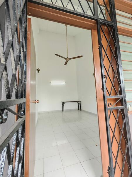 Untuk Dijual - Taman Perling Tamans Perlings