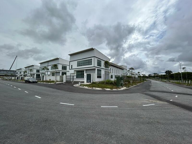 Untuk Disewa - Impian Ema Impians Emas