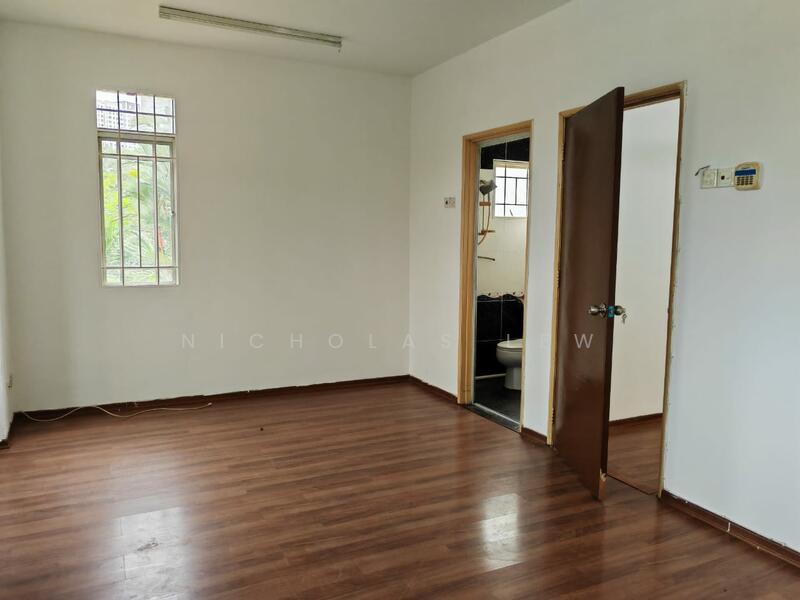 For Sale - Pusat Bandar Putra Permai