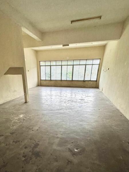 For Rent - Ground Floor Shop @ Taman Putri Jaya