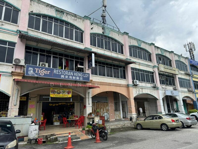 For Rent - Ground Floor Shop @ Taman Putri Jaya