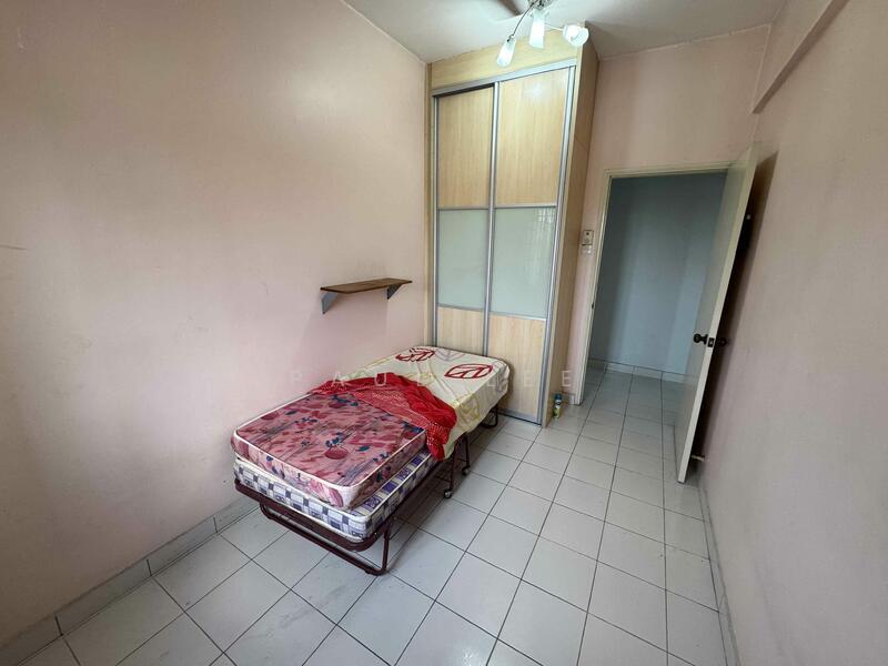 Condominium for Sale at La Vista Condominiums - Paul Lee - PropertyGuru.com.my