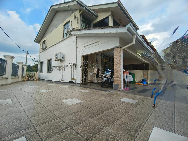 For Sale - 2.5-storey Terraced House at Ampang Jaya