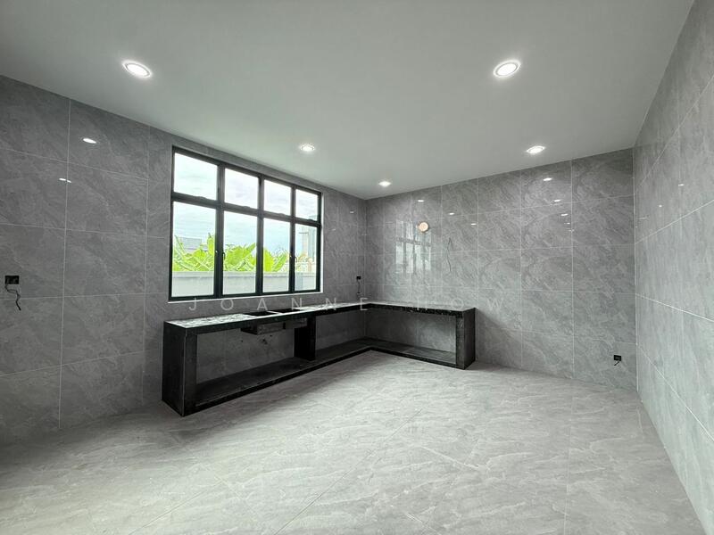 For Rent - Bungalow at Taman Vista Kirana