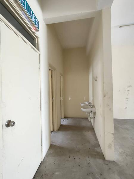 Untuk Dijual - Taman Emas Merah