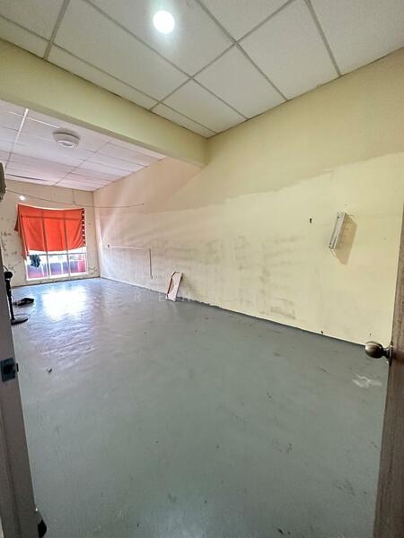 Untuk Dijual - Taman Emas Merah