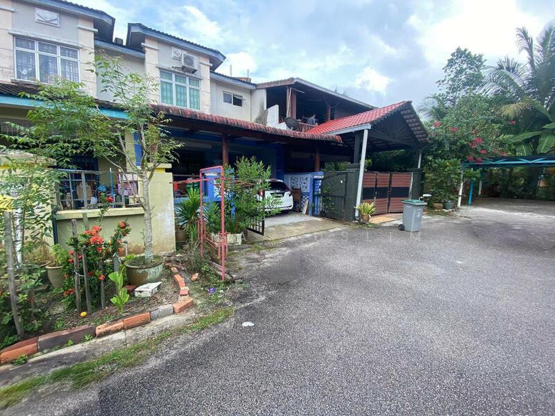 For Sale - Taman Pulai Indah