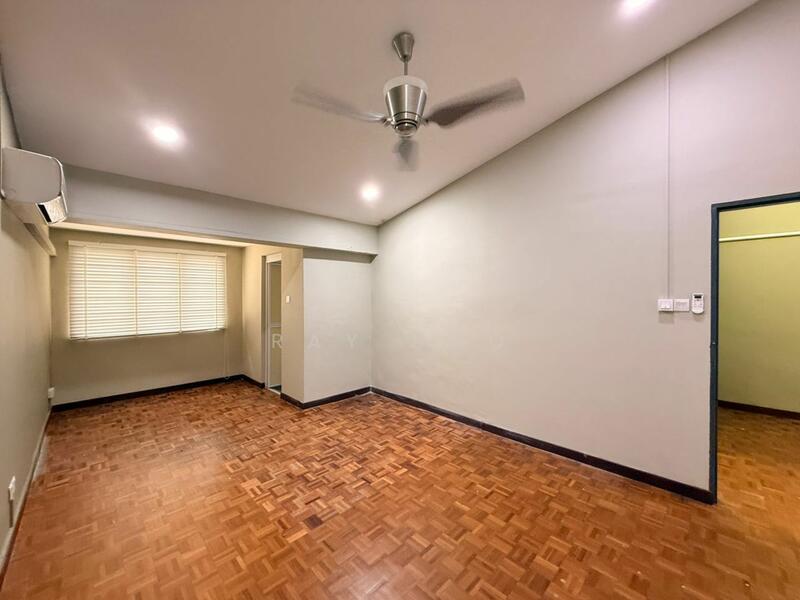 For Sale - 2-storey Terrace House at SS2