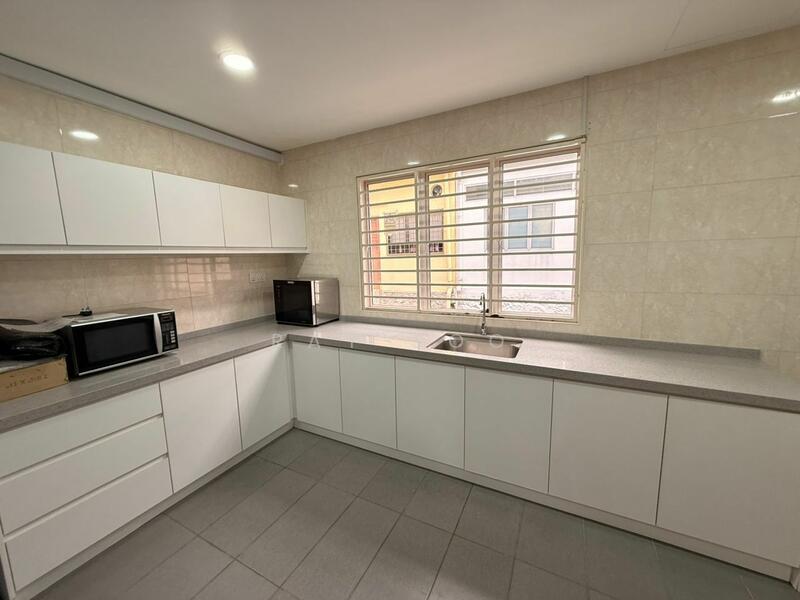 For Sale - 2-storey Terrace House at SS2