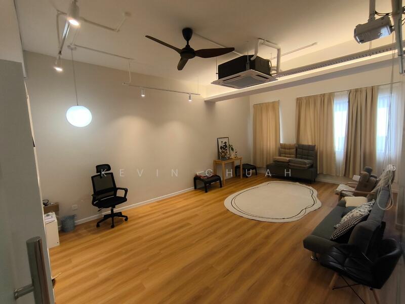 Untuk Disewa - Se. Ruang Square