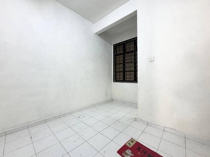 For Rent - Desa Cemerlang Desas Cemerlangs