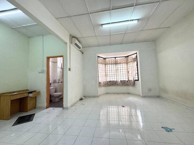 For Rent - Desa Cemerlang Desas Cemerlangs