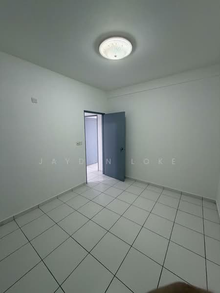 For Rent - Axis Residence