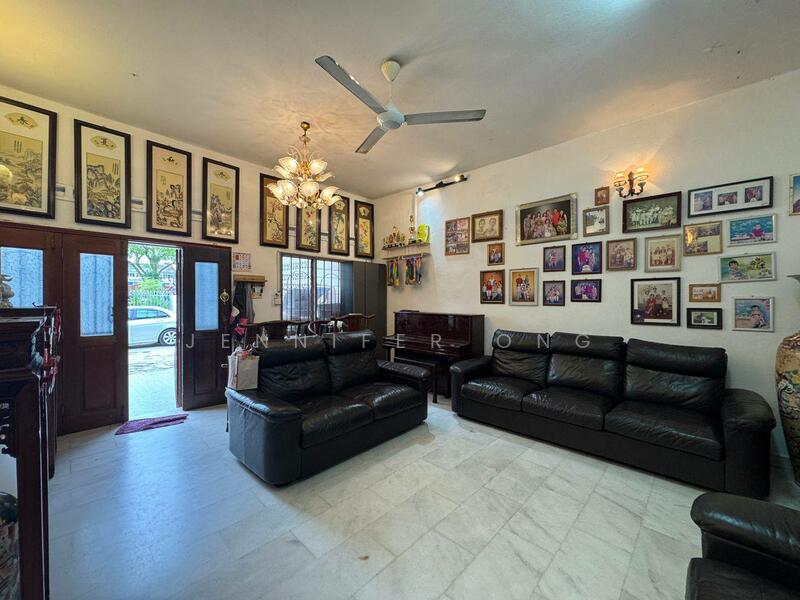 Untuk Dijual - Taman Johor Jaya