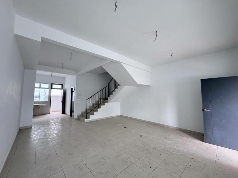 Untuk Dijual - Taman Pulai Mutiara 2.5 Storey Terace House