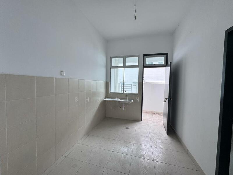 Untuk Dijual - Taman Pulai Mutiara 2.5 Storey Terace House