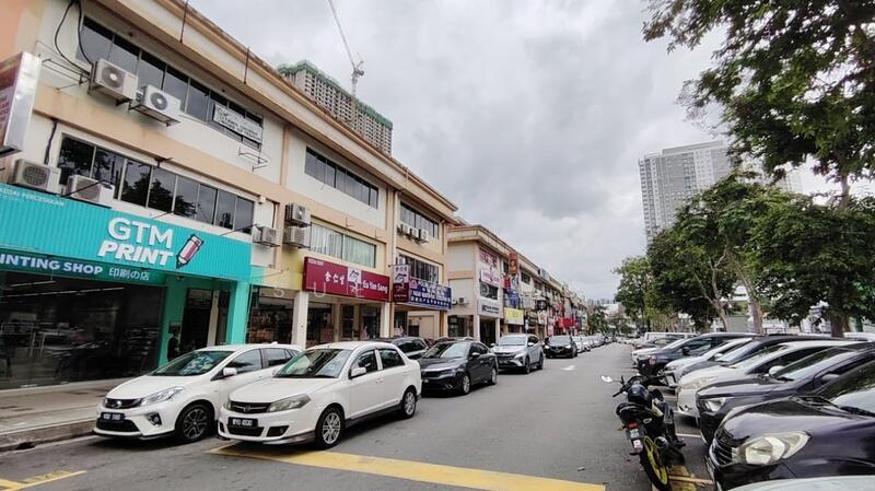 For Rent - Jalan kuchai maju 10