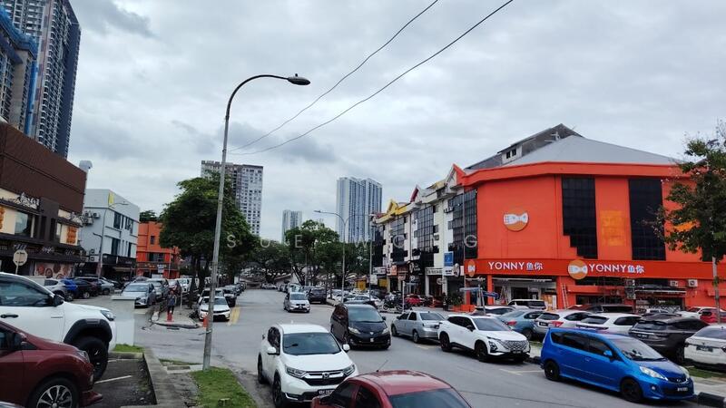 For Rent - Jalan kuchai maju 10