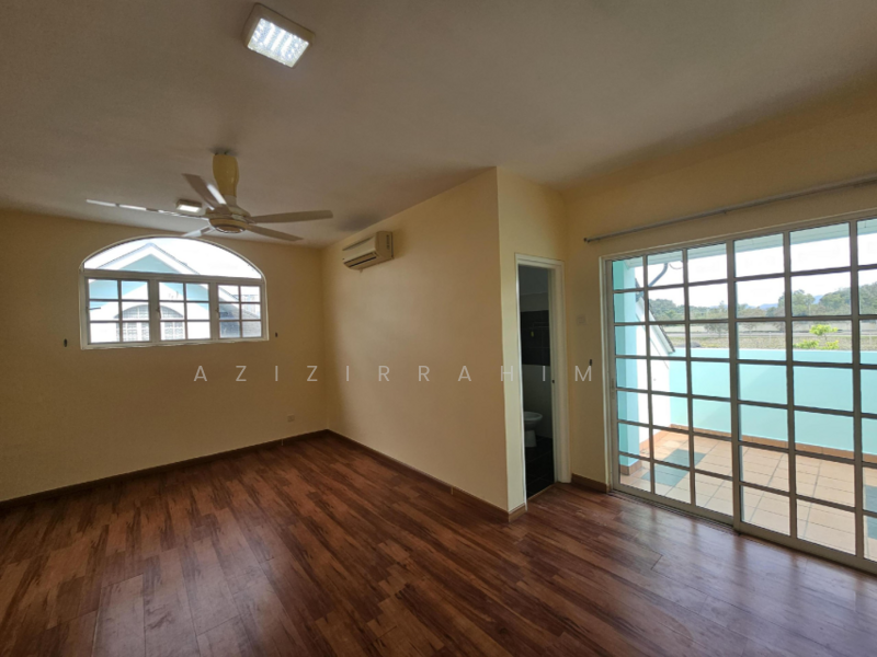 Untuk Disewa - 2 and a half Storey New Haven Semi D Putrajaya