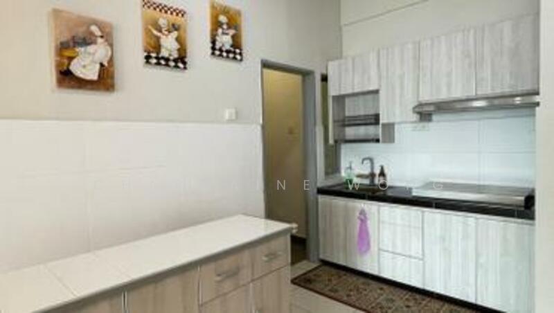 Untuk Disewa - Zeta Deskye (Alam Saujana)